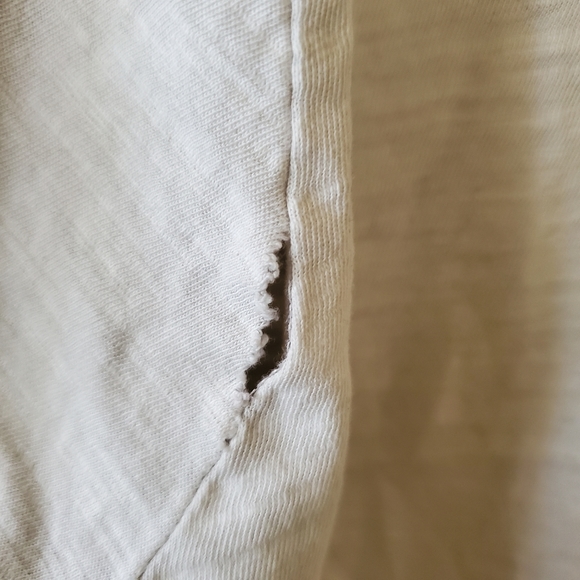 Free Planet T-shirt - Picture 7 of 7